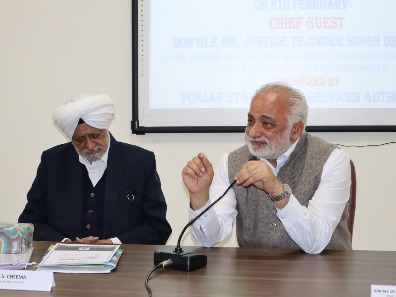 Hon'ble Mr. Justice Tejinder Singh Dhindsa, Executive Chairman, PSLSA addressing the participants during the Training Programme organised for newly selected Legal Aid Defence Counsels